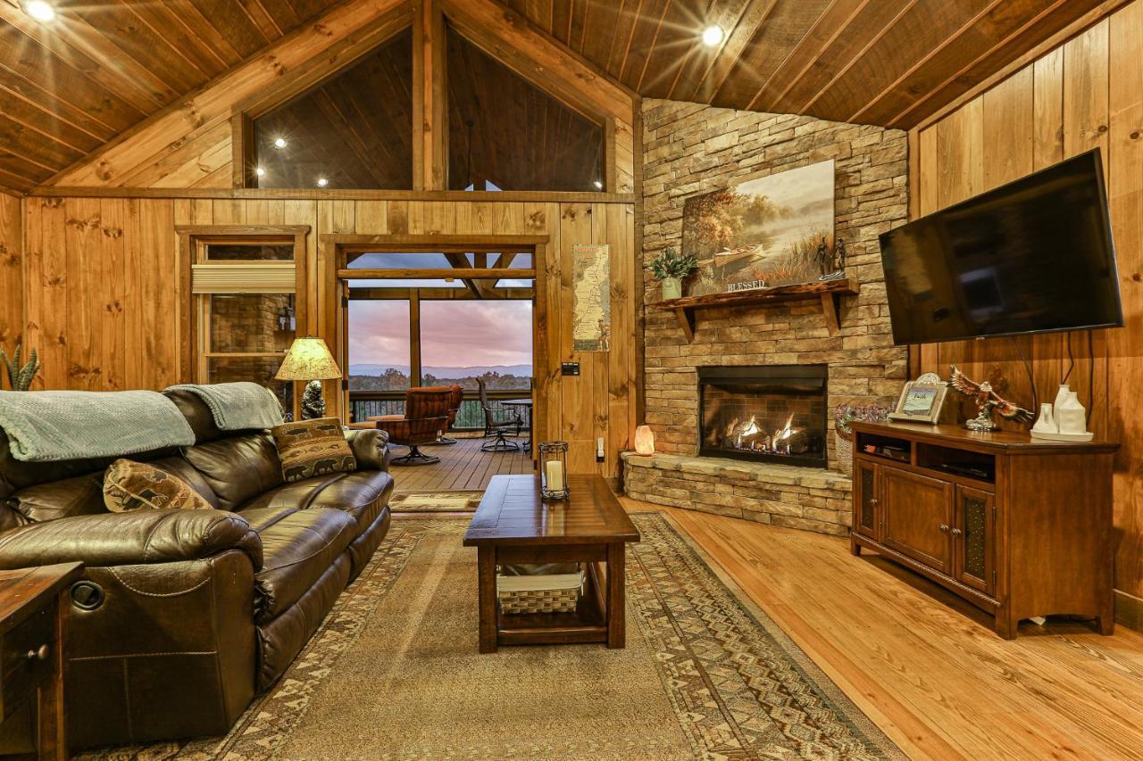 Eagles Crest - Long Range Layered Mountain Views In Peaceful Neighborhood! Villa Mineral Bluff Kültér fotó